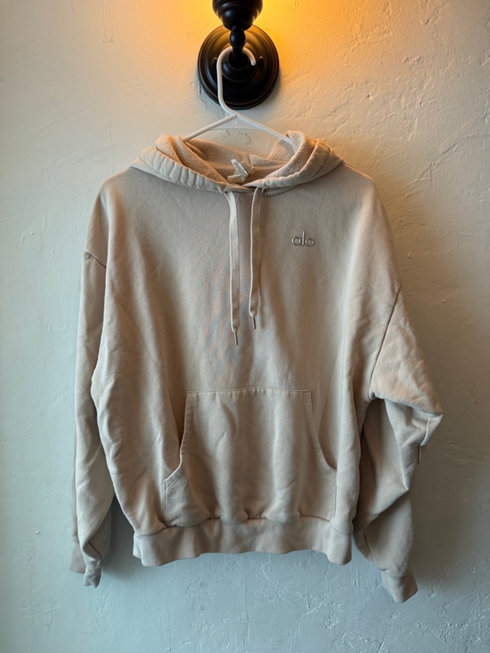 ALO Yoga Beige Pullover Hoodie